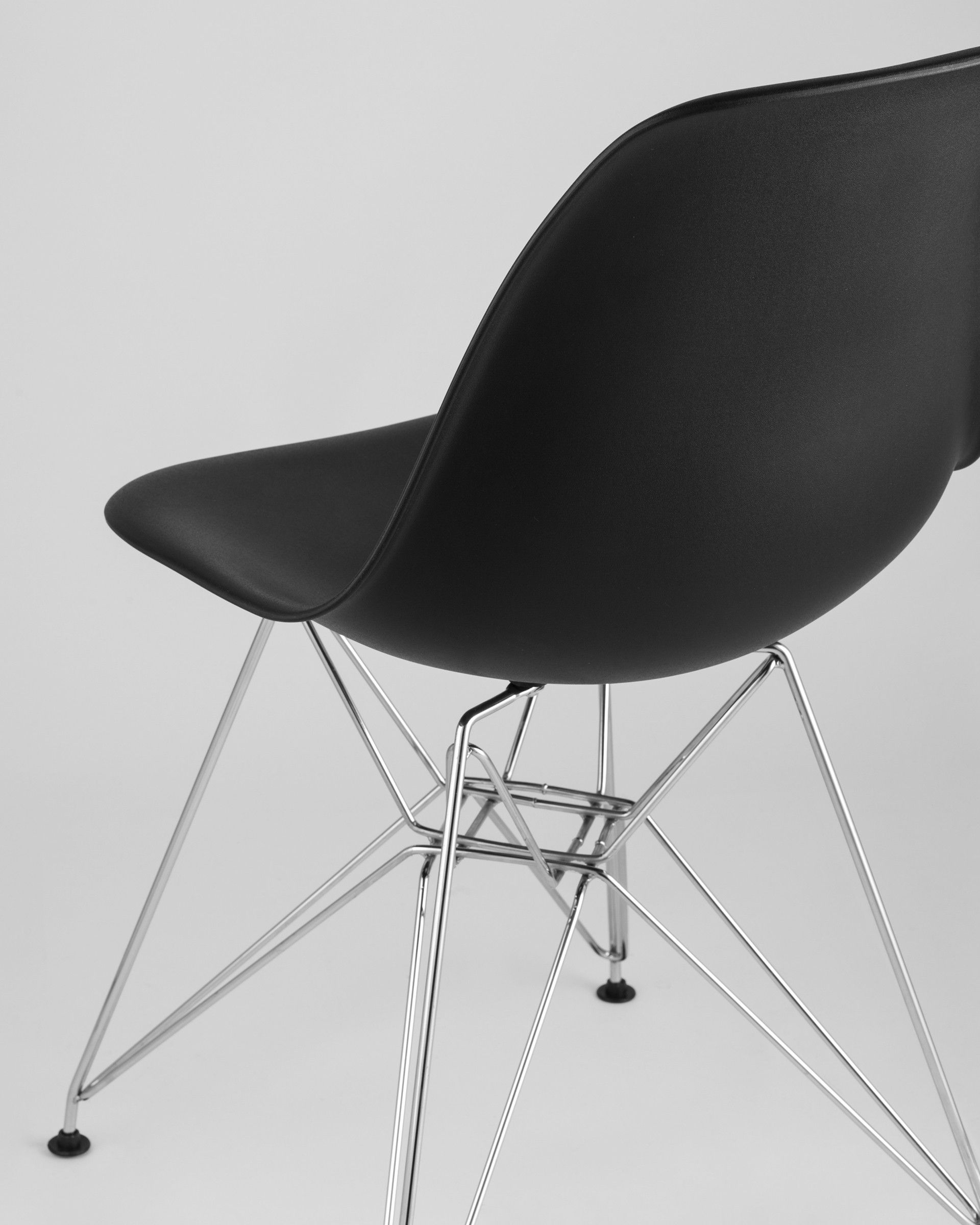 Стул Eames DSR черный