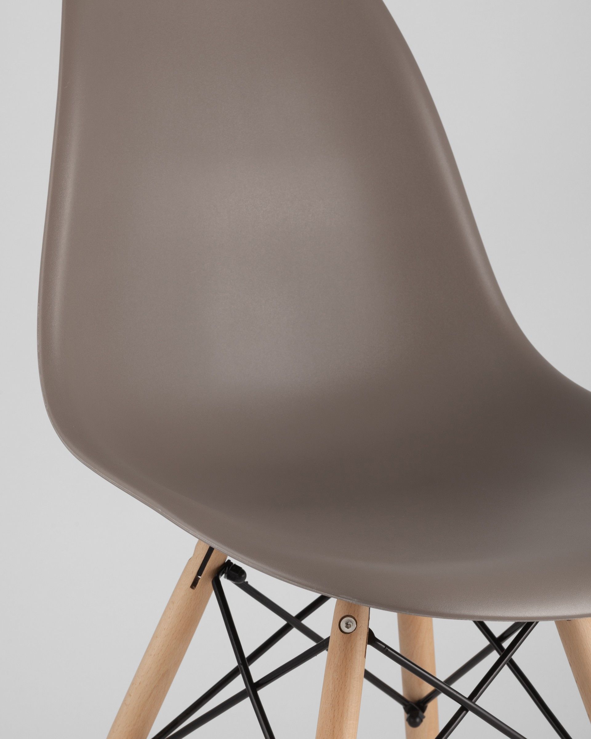 Стул Eames DSW темно-серый